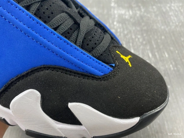 487471- 14 Retro Jordan 700 Laney ModernLook 1216